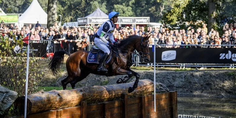 Military Boekelo Enschede paard in waterbak